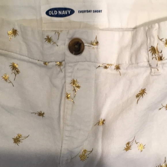 Short Bundle - Picture 4 of 7